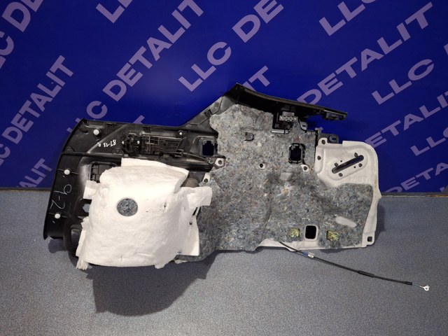 SUBARU 94027AN00AVH Облицовка багажного отсека правая в наличии Украина