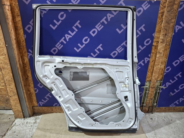 Дверь задняя, левая A1647300305 MERCEDES