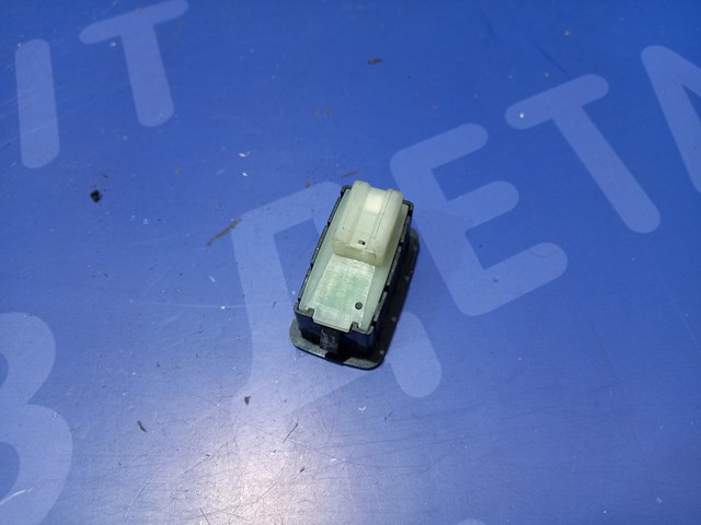 MERCEDES A1648706810 в наличии Ужгород