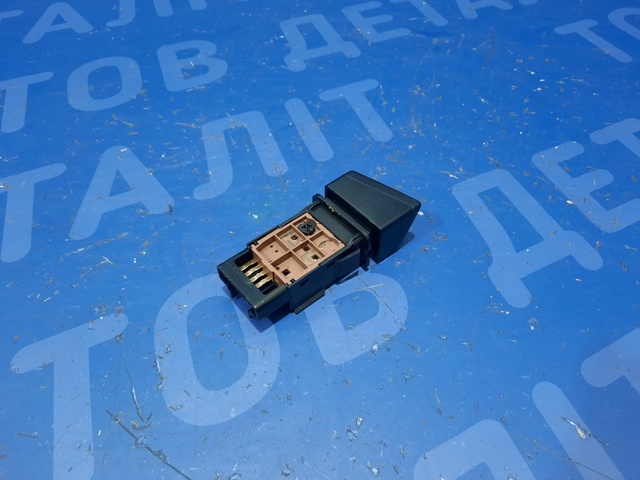 CC29664H0 MAZDA Кнопка включения аварийного сигнала купить в Ужгород