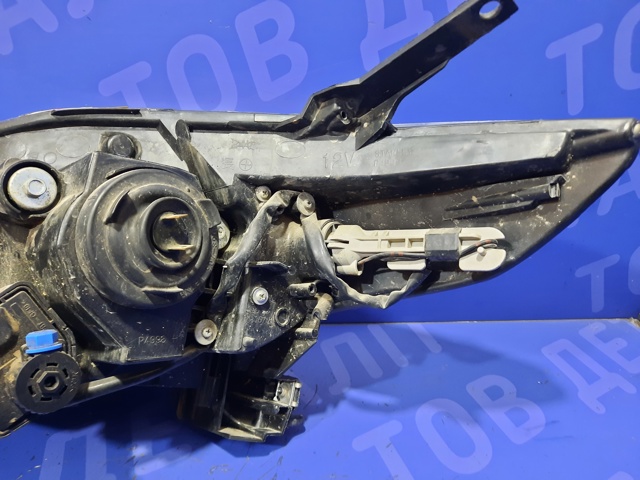 CC30510K0D MAZDA Фара правая купить в Киев