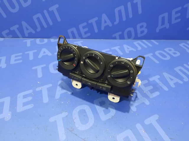 Регулятор вентилятора отопителя CC3361190A MAZDA