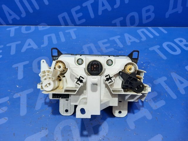 MAZDA CC3361190A Блок управления режимами отопления/кондиционирования в наличии Украина