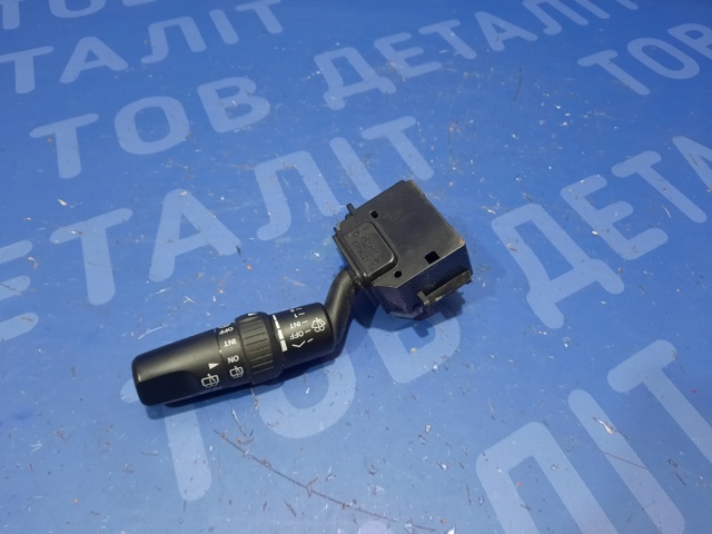 Подрулевой правый переключатель  CC3366128 MAZDA