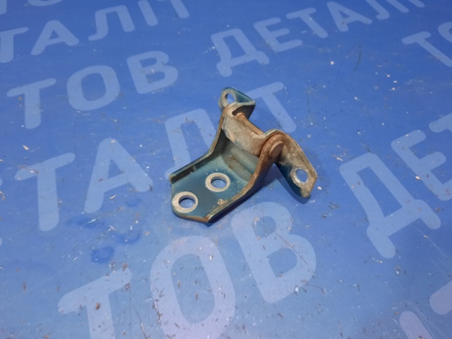 MAZDA F15158210 Петля двери передней в наличии Черновцы