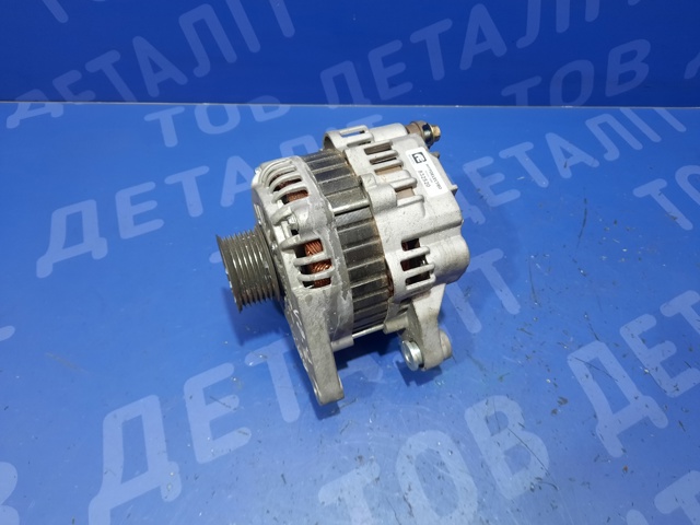 Генератор автомобильный MD370479 MITSUBISHI