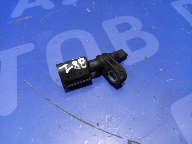 Датчик АБС (ABS) передний, правый WHT003860 VAG