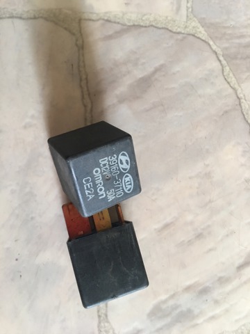 3916037110 HYUNDAI Реле свечей накала купить в Сумы