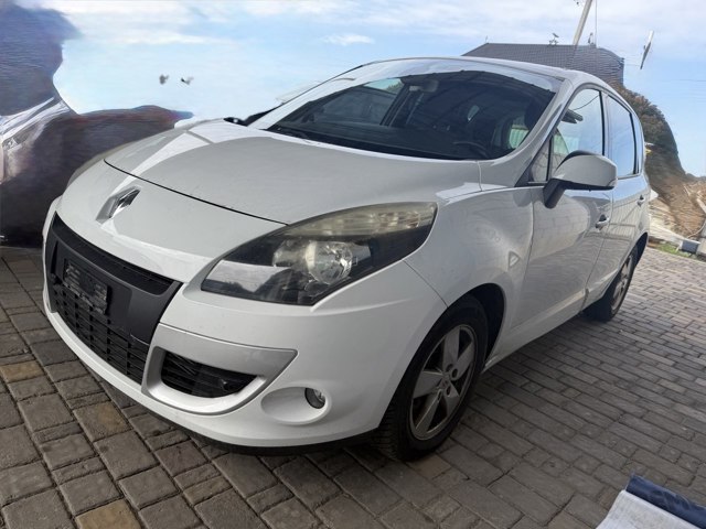 Кожух бампера переднего 620222226R RENAULT