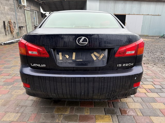 Крышка багажника 6440153110 TOYOTA