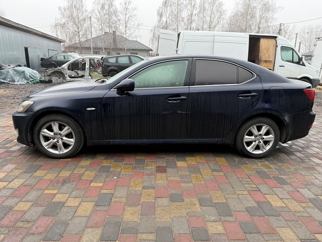 Двери 6700253050 TOYOTA