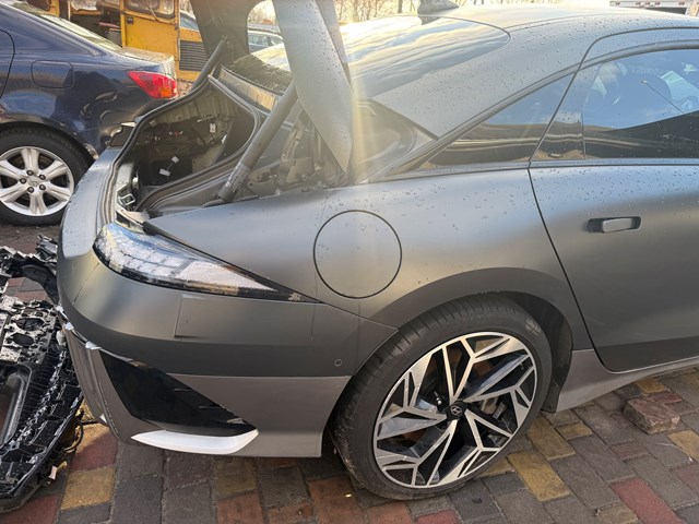 Крыло заднее правое 71504KLC00 HYUNDAI