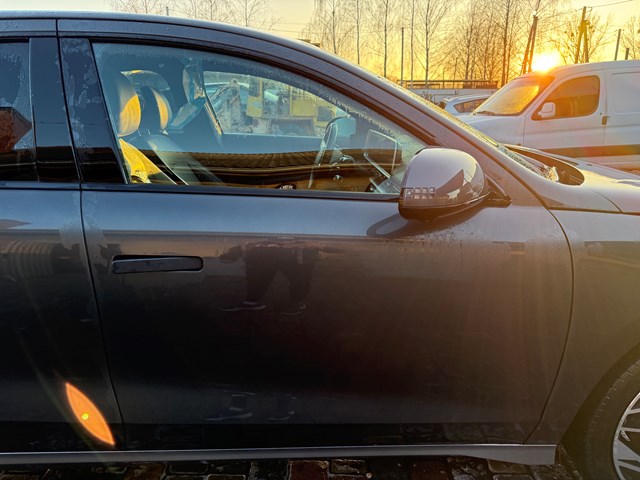 Пассажирская передняя дверь 76004KL000 HYUNDAI