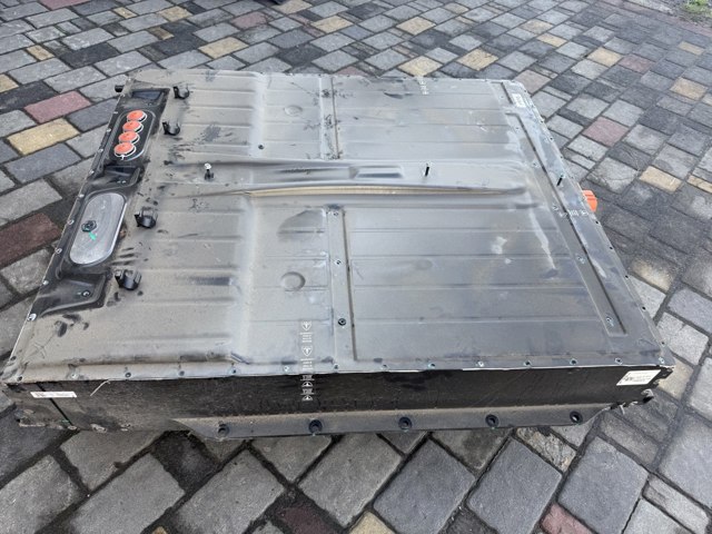 A2423430000 MERCEDES Батарейный модуль электромобиля купить в Украина