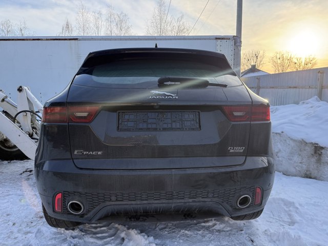 Крыло на багажник J9C3721LML JAGUAR
