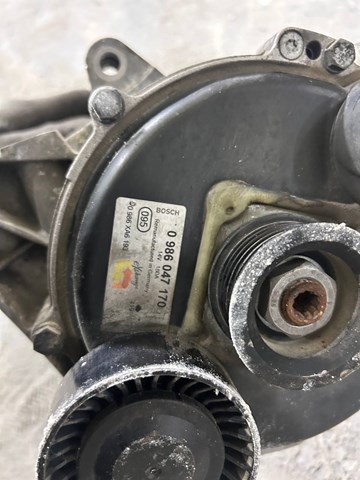 Генератор автомобильный 0986047170 BOSCH