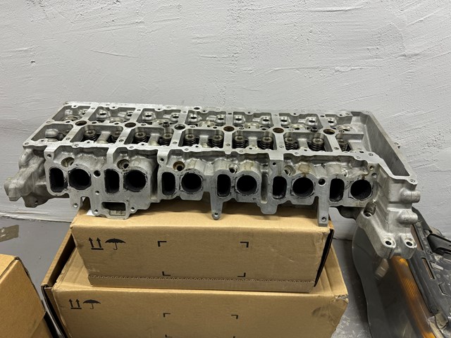 11127812927 BMW Головка блока цилиндров (ГБЦ) купить в Харьков