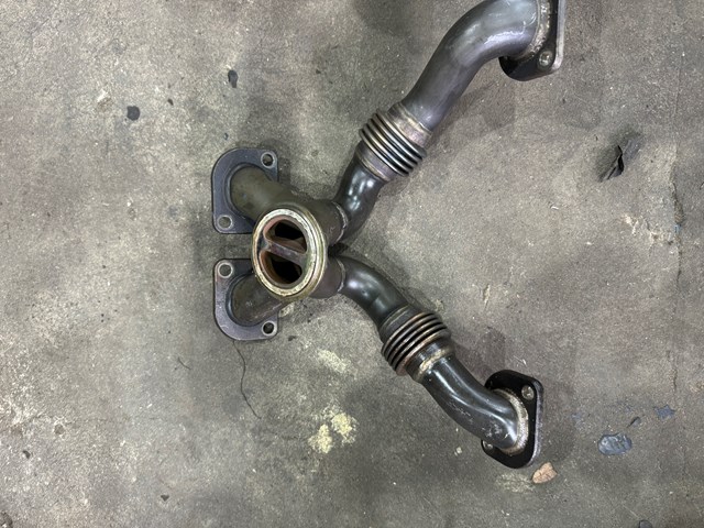 Газопроводы (коллектор выпускной) 11627843780 BMW