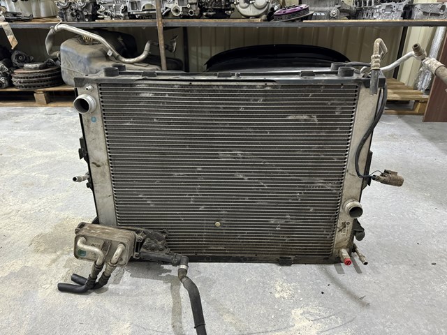 17427524881 BMW Диффузор вентилятора в сборе с мотором и крыльчаткой купить в Каменское
