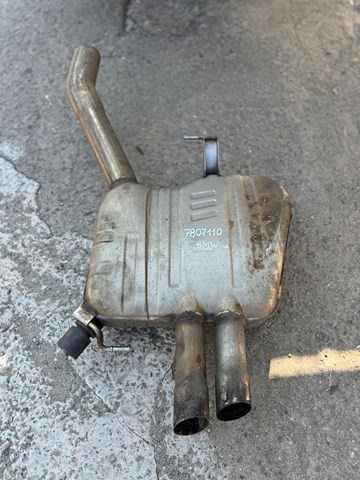 Глушитель  18307823926 BMW