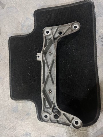 BMW 22326760302 Балка крепления коробки передач в наличии Хмельницкий