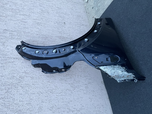 41352754726 BMW Крыло переднее правое купить в Ровно