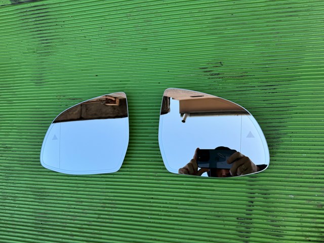 51167471803 BMW Стекло левого зеркала заднего вида купить в Чернигов