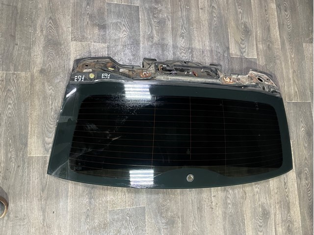 Стекло крышки багажника 51317127053 BMW