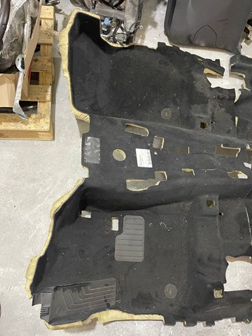 51477446644 BMW Покрытие напольное салона, переднее купить в Хмельницкий