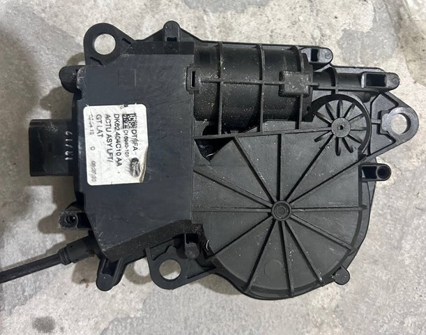 DK62404C10AA LAND ROVER купить в Киев