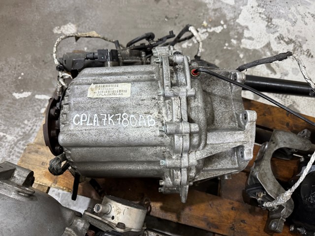 LR045477 LAND ROVER Раздатка (коробка раздаточная) купить в Днепр