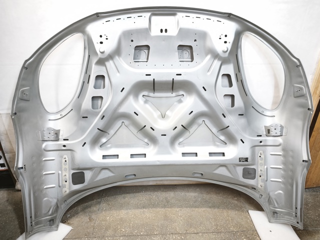 PORSCHE 95B823031CYGRV Капот в наличии Винница