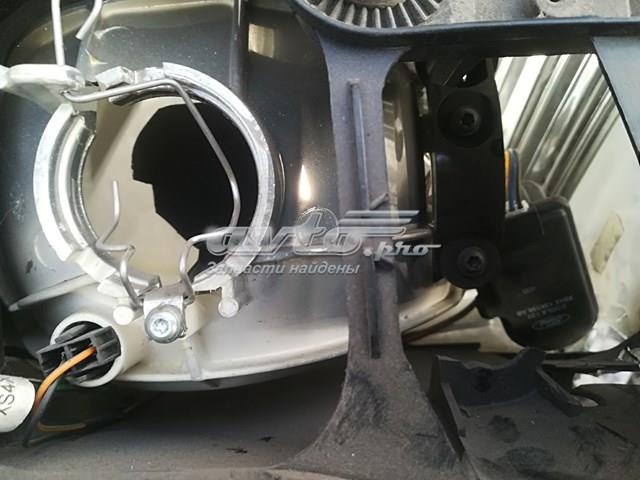 1152096 FORD Правая фара купить в Запорожье