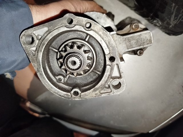 NISSAN 2330004E10 Стартер в наличии Ирпень