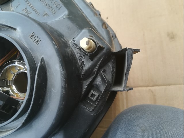 260600069R RENAULT Левая фара купить в Сумы