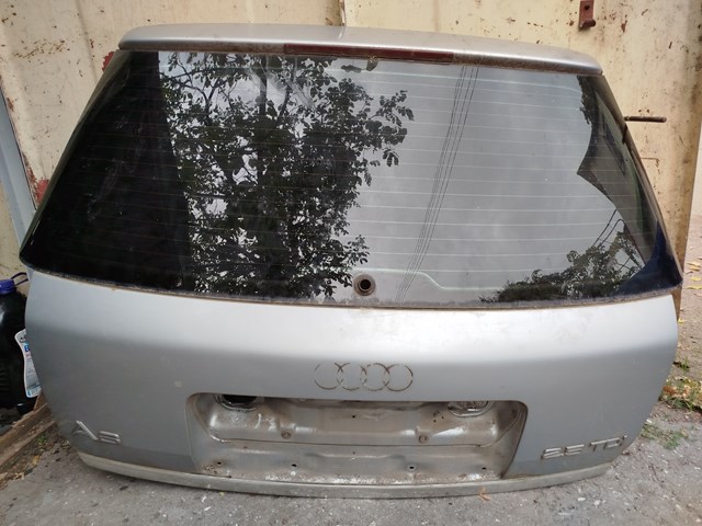 Дверь задняя багажная 4B9827023J VAG
