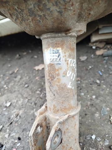 NISSAN 54303D5025 Амортизатор передний левый в наличии Черновцы