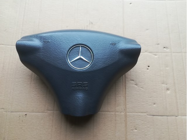 Подушка безопасности (airbag) водительская A16846002987D88