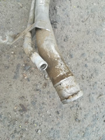 A1684703520 MERCEDES Заливная горловина топливного бака купить в Ирпень
