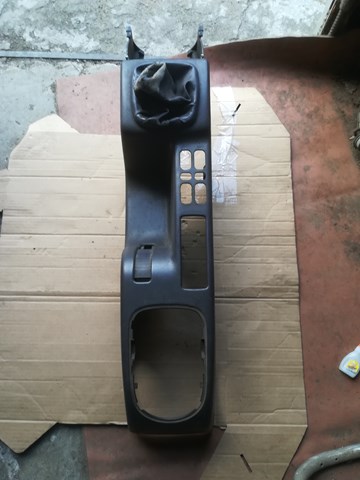 Центральная консоль торпеды A16868012507215 MERCEDES