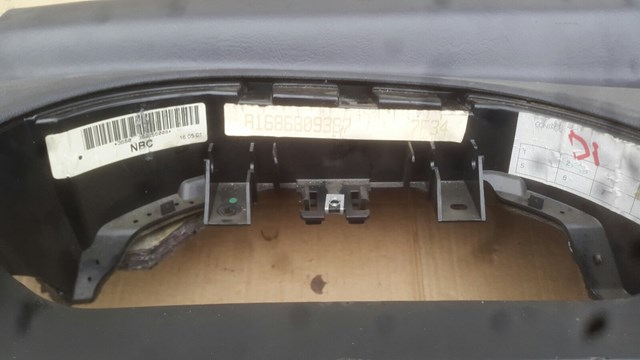 A16868097877F34 MERCEDES Торпедо купить в Львов