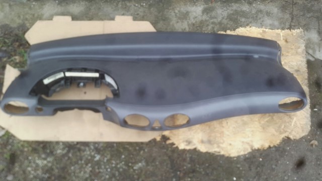 Передняя панель A16868097877F34 MERCEDES