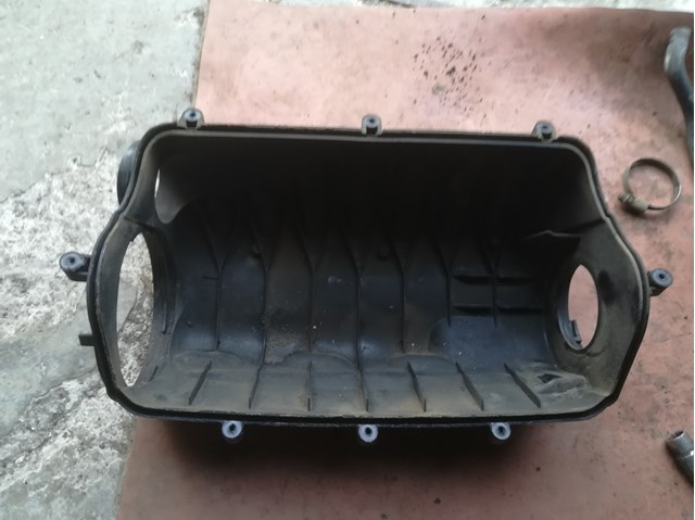 Коробка фильтра A6680900301 MERCEDES