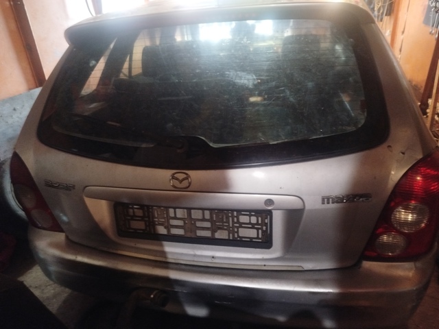 Задняя дверь BJ3E62020F MAZDA