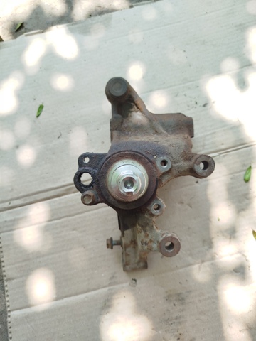 Цапфа правая GA2G261A0A MAZDA