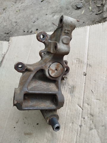 GA2G261B0A MAZDA Цапфа задняя левая купить в Николаев