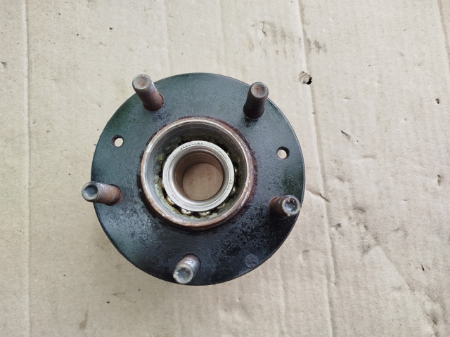 Задняя шпиндель GE4V2615XA MAZDA