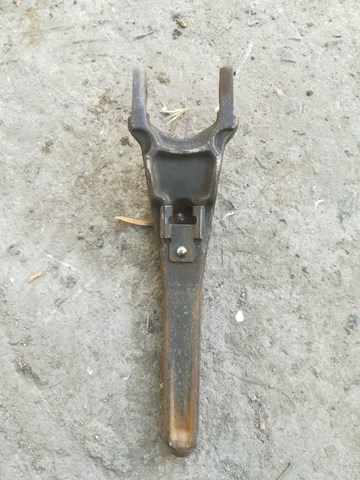 Вилка выключения сцепления MD747524 MITSUBISHI