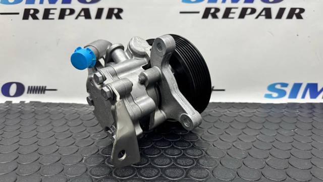 MERCEDES A0054660301 Насос гидроусилителя руля (ГУР) в наличии Львов