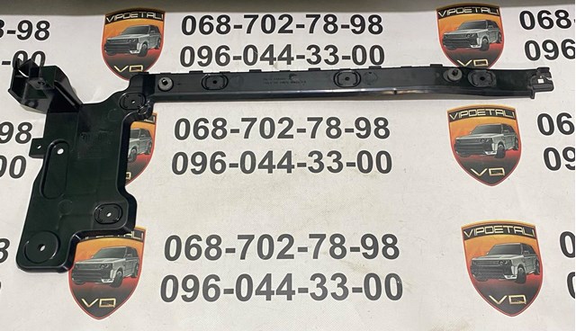 Крепление бамера левое 1848025 FORD